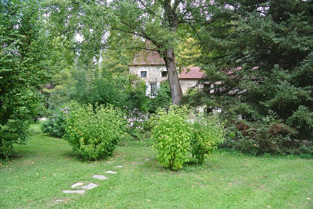 Moulin De Repassat Etape Voie Verte Bazens Exterior photo